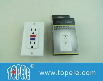 125 V tamperbestendige commerciële duplex GFCI-ontvangers met LED-indicatorlicht