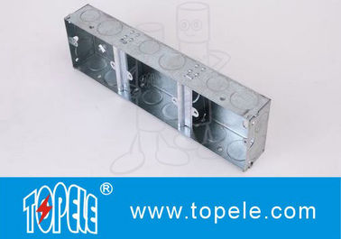 Metalen plafond Buitengelijk elektrisch stopcontact Doos Dekt 1 + 1 + 1 Gangleiding