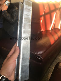 Hot Dip gegalvaniseerd staal gesloten Unistrut kanaal om leidingen te ondersteunen 41X 41MM